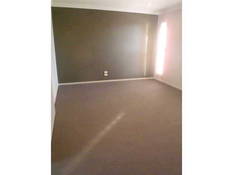 20 Kindred Drive, Cranbourne North VIC 3977