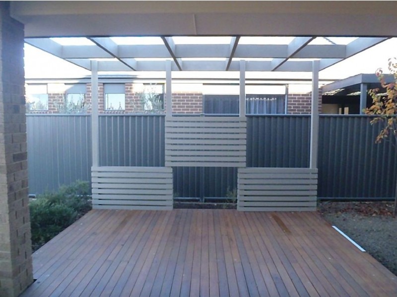 20 Kindred Drive, Cranbourne North VIC 3977