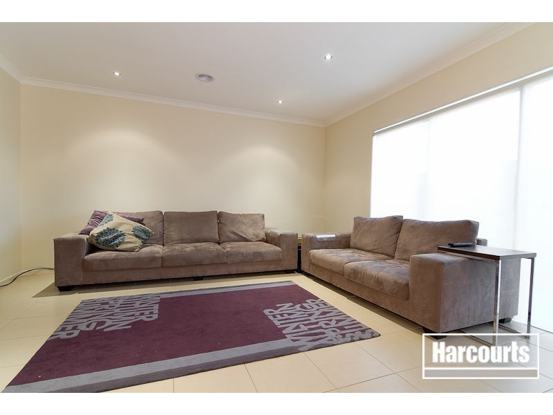 78 Mannavue Boulevard, Cranbourne North VIC 3977