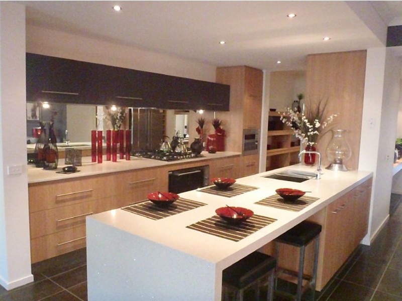 7 Nature Circuit, Cranbourne North VIC 3977