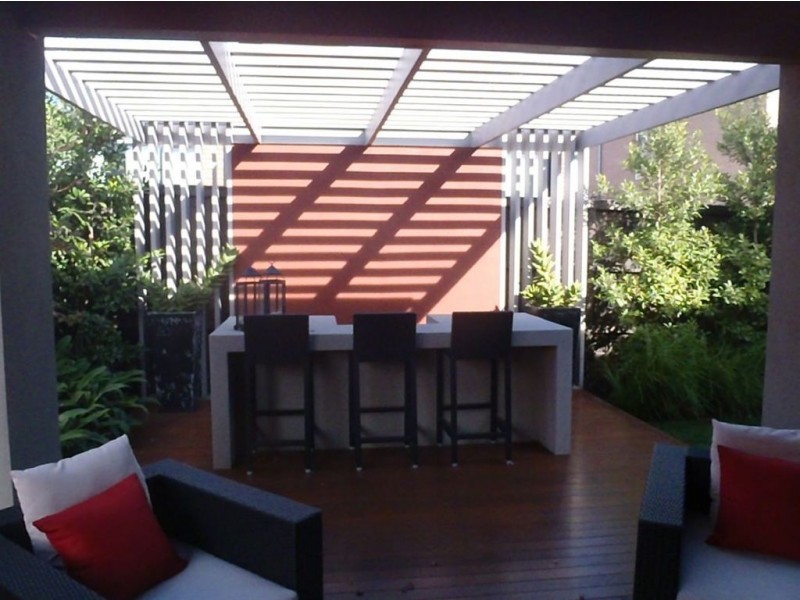 7 Nature Circuit, Cranbourne North VIC 3977