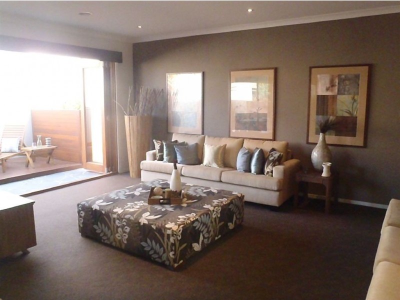 3 Nature Circuit, Cranbourne North VIC 3977