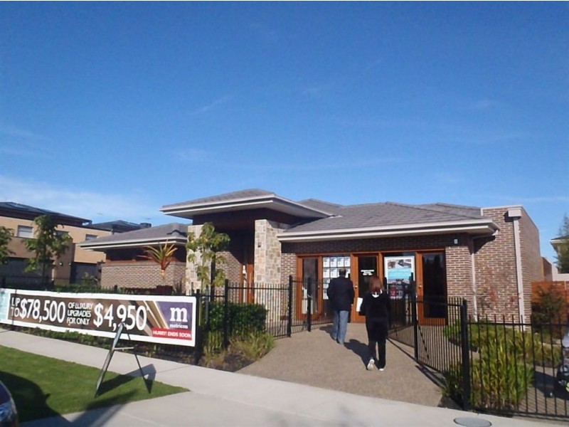 3 Nature Circuit, Cranbourne North VIC 3977