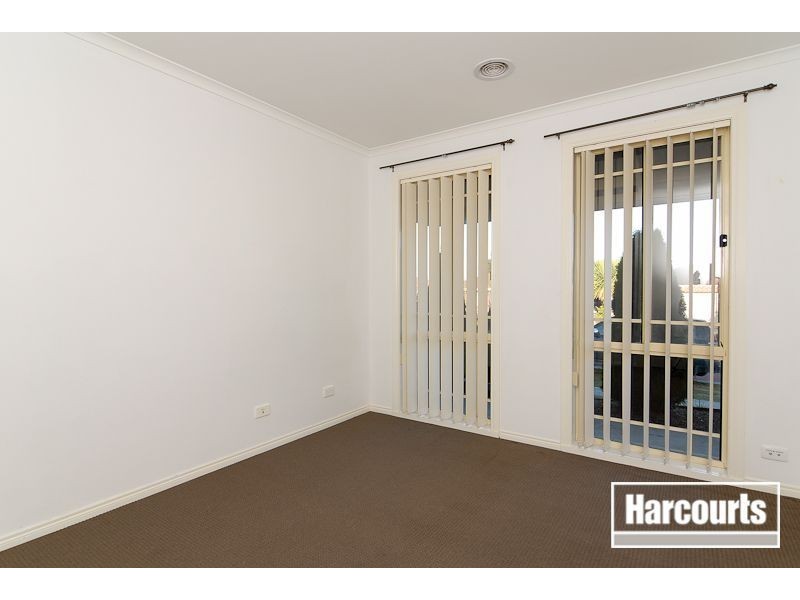 10 Carly Close, Narre Warren South VIC 3805