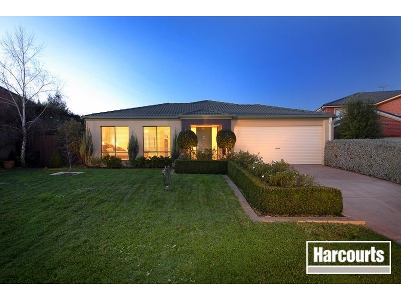 122 Robinswood Parade, Narre Warren South VIC 3805