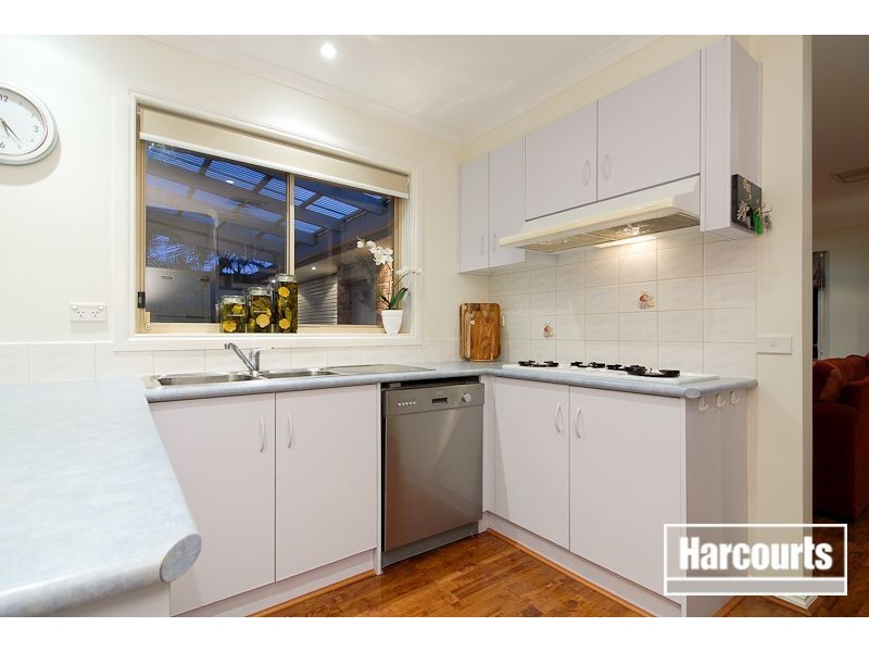 27 Leonie Court, Narre Warren VIC 3805