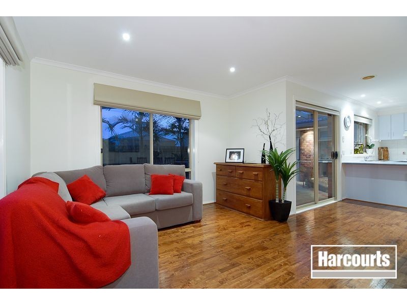 27 Leonie Court, Narre Warren VIC 3805