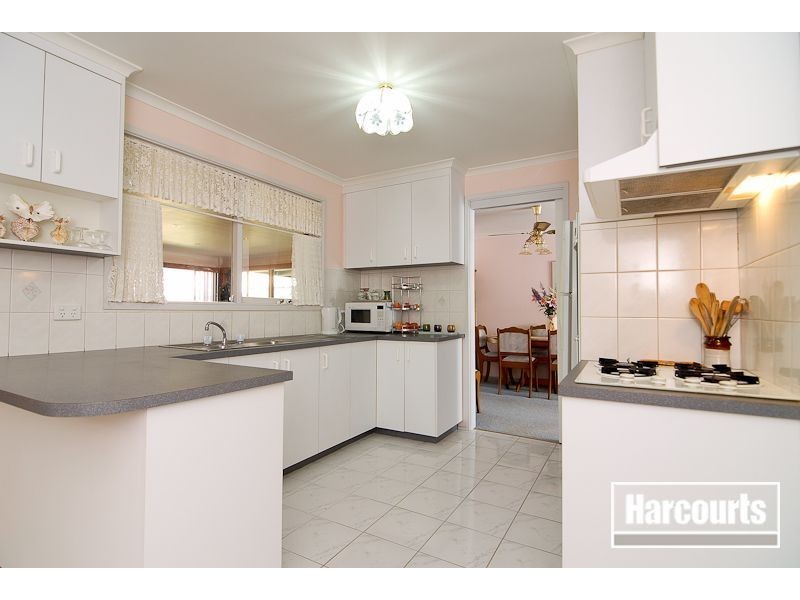 25 Fleetwood Drive, Narre Warren VIC 3805