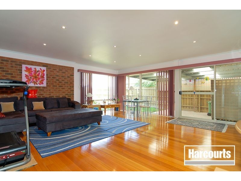 25 Fleetwood Drive, Narre Warren VIC 3805