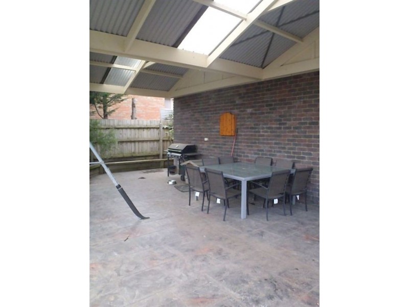 10 Amberly Park Drive, Narre Warren South VIC 3805