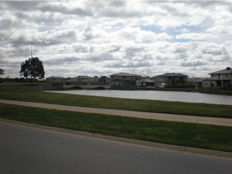 18 Penley Lane, Sandhurst VIC 3977