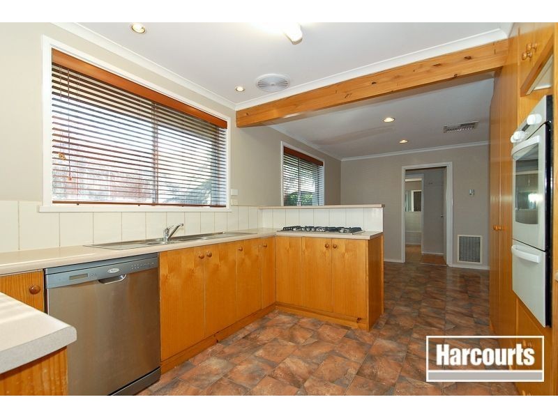 18 Hanley Street, Narre Warren VIC 3805
