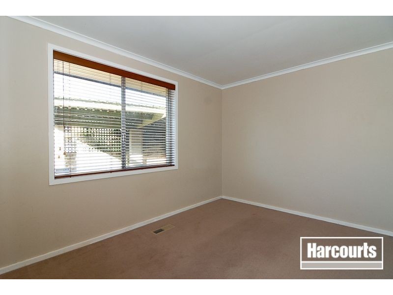 18 Hanley Street, Narre Warren VIC 3805