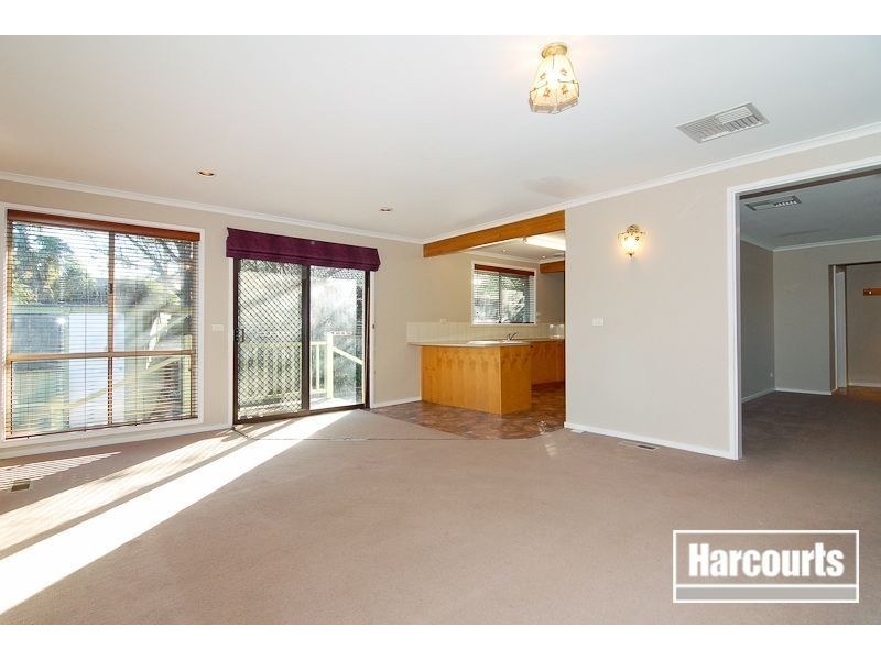 18 Hanley Street, Narre Warren VIC 3805