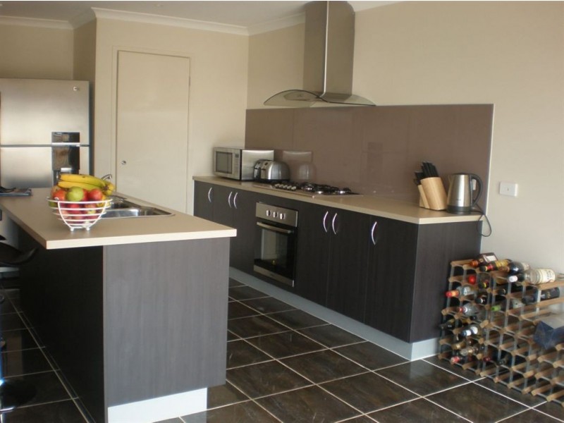 68 Gregson Grove, Lyndhurst VIC 3975