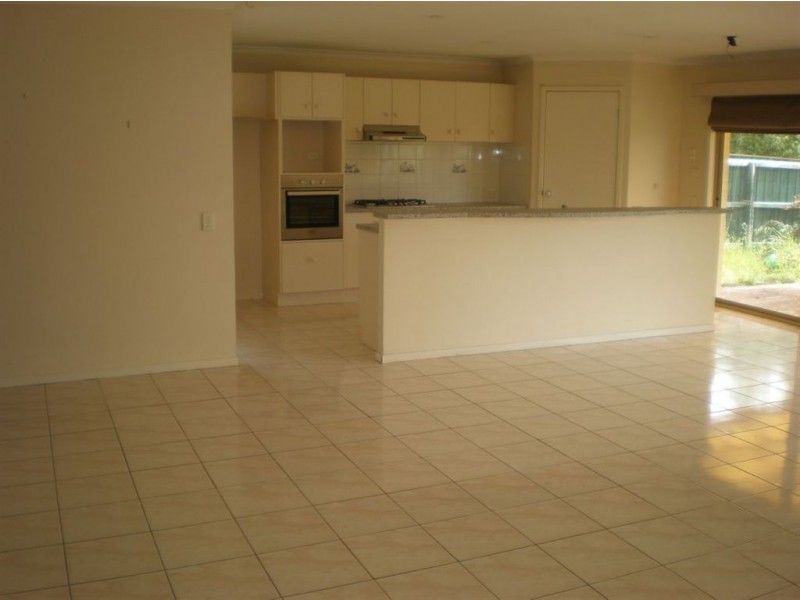 55 Kershaw Drive, Narre Warren South VIC 3805