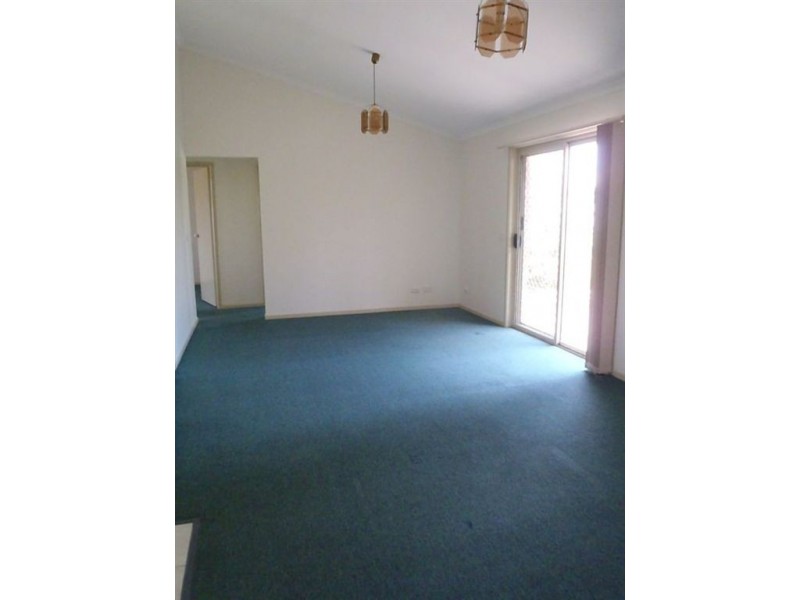 35 Baringa Park Drive, Narre Warren South VIC 3805