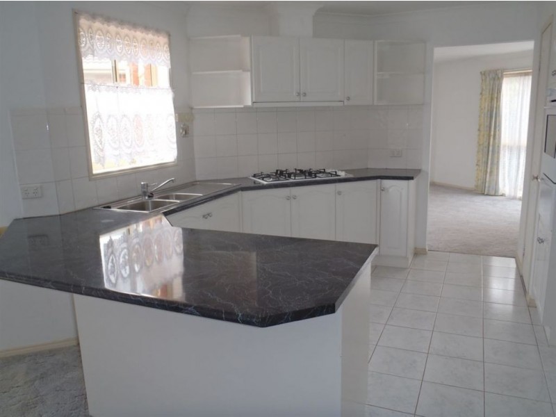 31 The Promenade, Narre Warren South VIC 3805