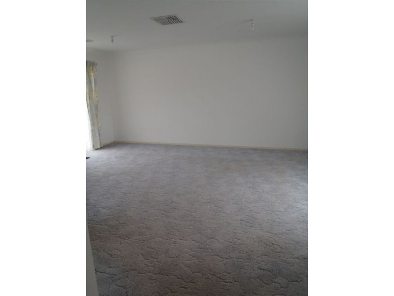 31 The Promenade, Narre Warren South VIC 3805