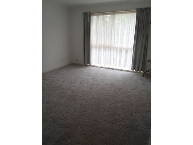 31 The Promenade, Narre Warren South VIC 3805