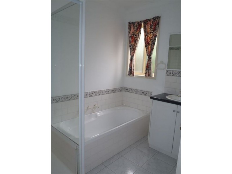 31 The Promenade, Narre Warren South VIC 3805