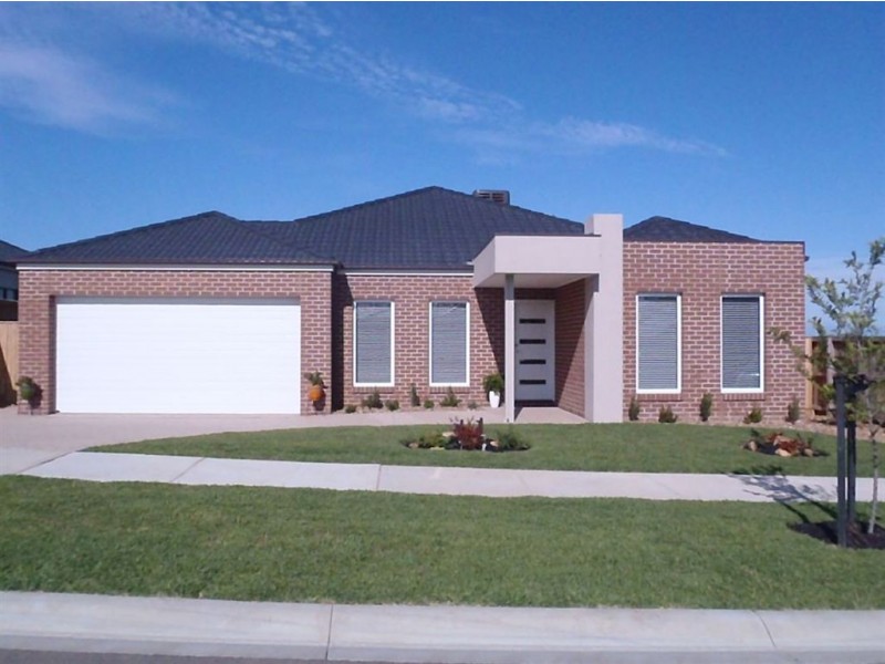 4 Windmill Court, Officer VIC 3809