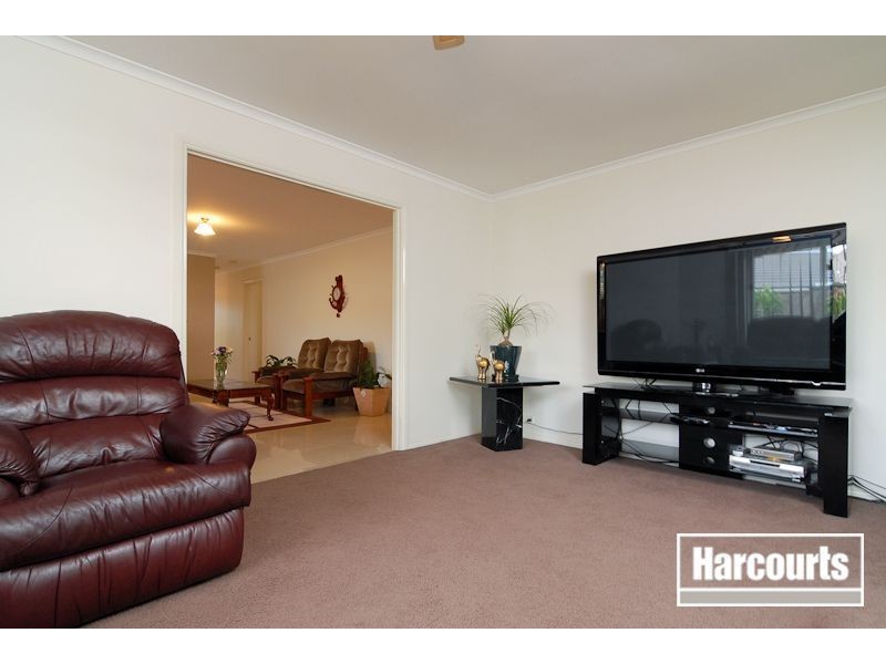 61 The Promenade, Narre Warren South VIC 3805