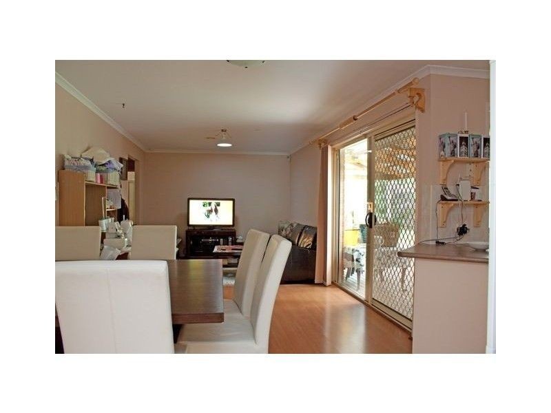 29 Hutchinson Drive, Lynbrook VIC 3975