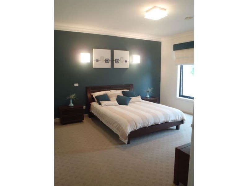 45 Golden Grove Drive, Narre Warren South VIC 3805