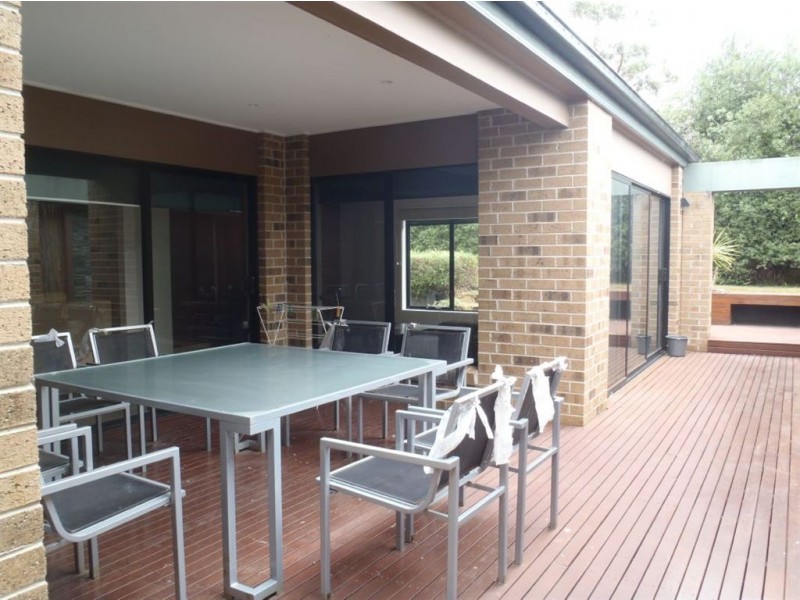 45 Golden Grove Drive, Narre Warren South VIC 3805