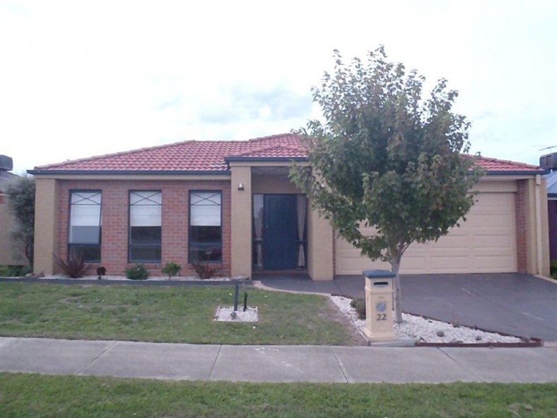22 Pevensey Drive, Narre Warren South VIC 3805