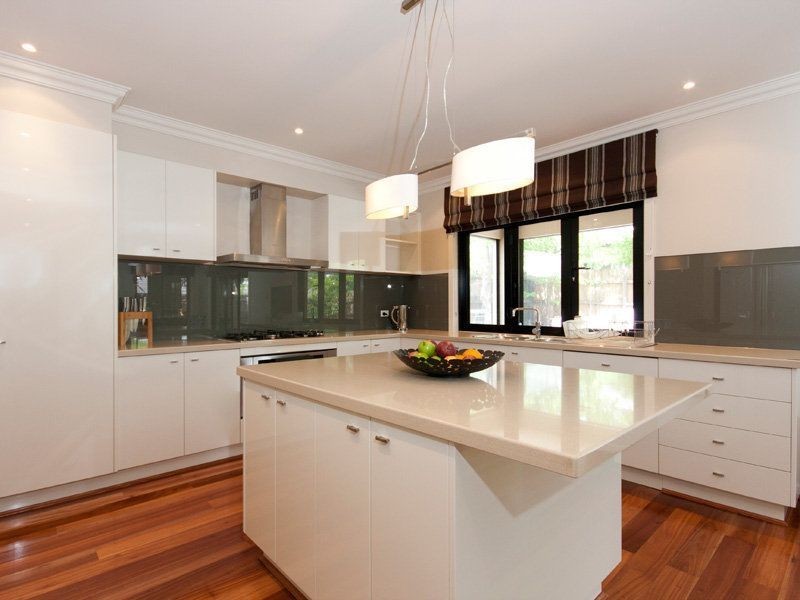 29 Golden Grove Drive, Narre Warren South VIC 3805