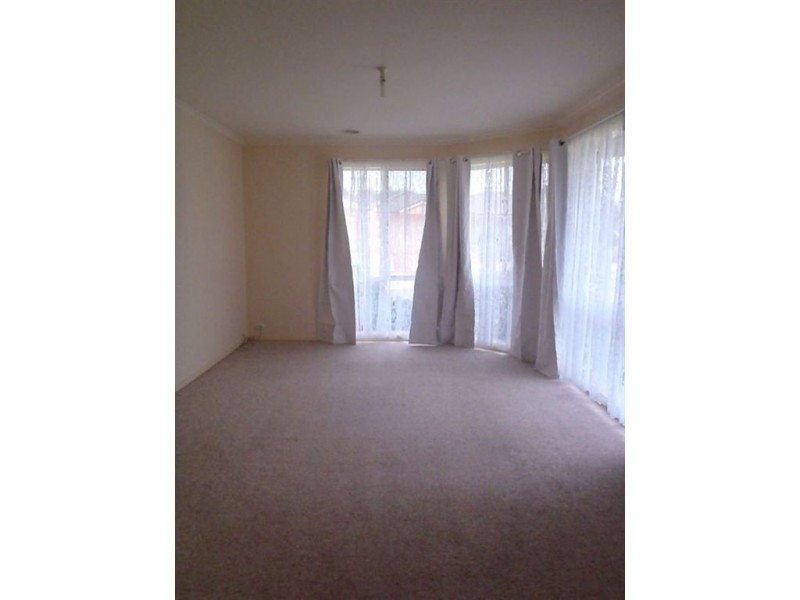 1 Hatten Place, Berwick VIC 3806
