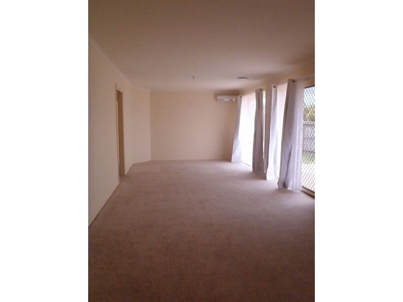 1 Hatten Place, Berwick VIC 3806