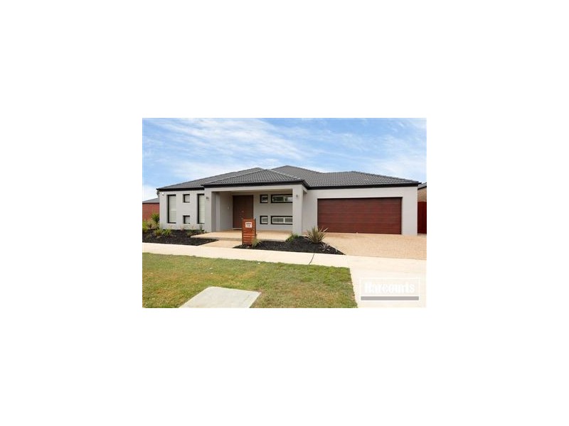 18 Georgetown Way, Officer VIC 3809