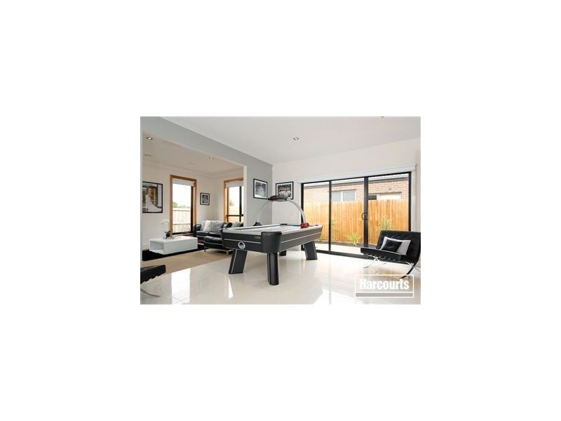 18 Georgetown Way, Officer VIC 3809