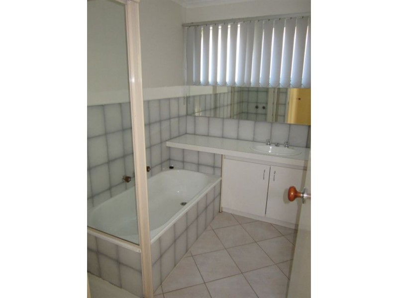 85 Valleyfair Drive, Narre Warren VIC 3805