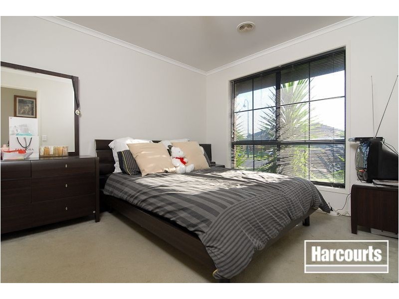 76 Harrington Drive, Narre Warren South VIC 3805