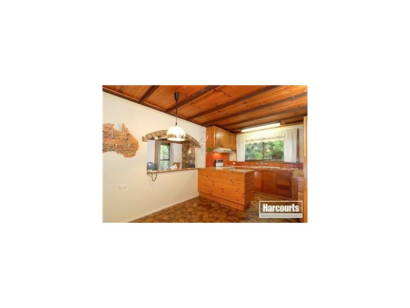 54 Meadow Wood Walk, Narre Warren VIC 3805