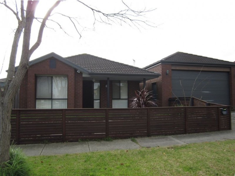 91 Strathaird Drive, Narre Warren South VIC 3805