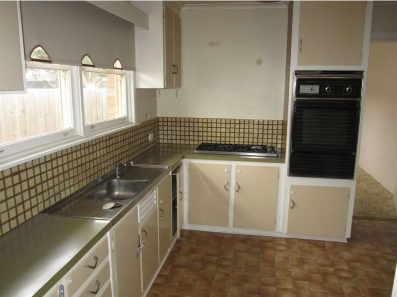 13 Mitchell Street, Seaford VIC 3198