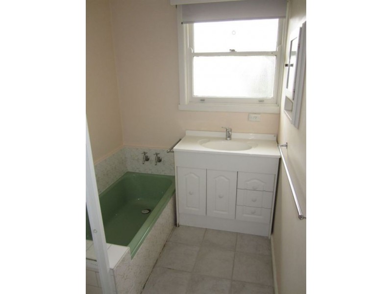 13 Mitchell Street, Seaford VIC 3198