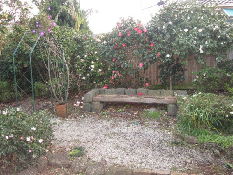 21 Glenburn Drive, Hallam VIC 3803