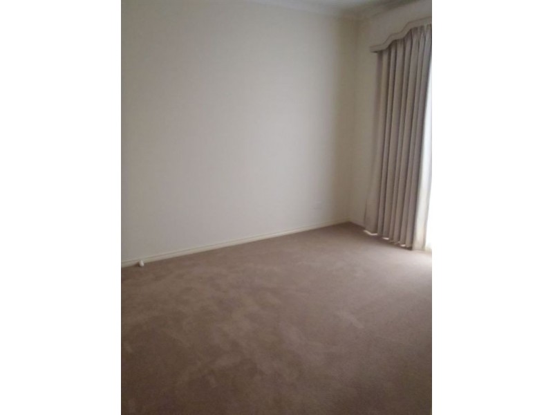 35 Tomasetti Crescent, Narre Warren VIC 3805