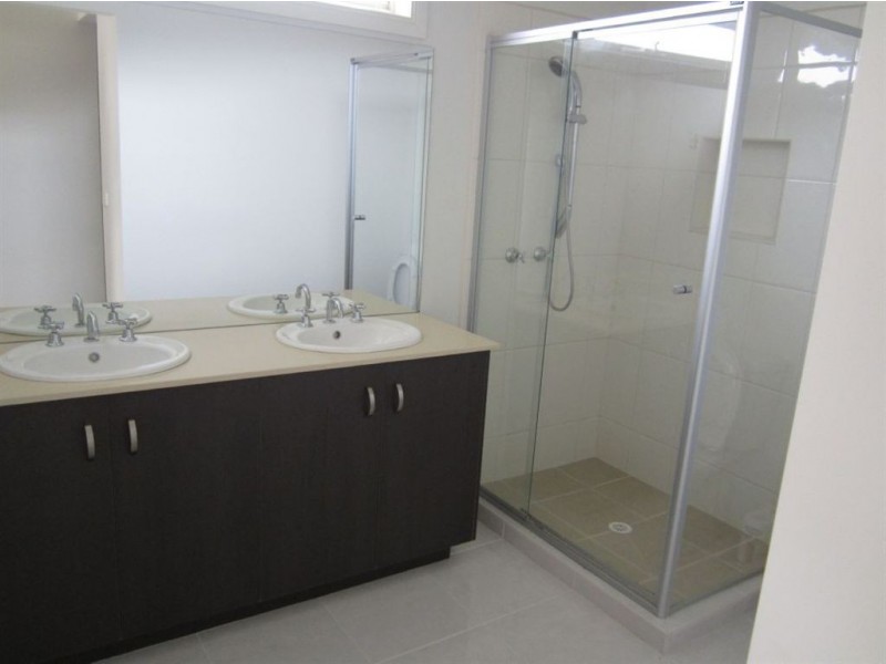 35 Inkerman Street, Berwick VIC 3806