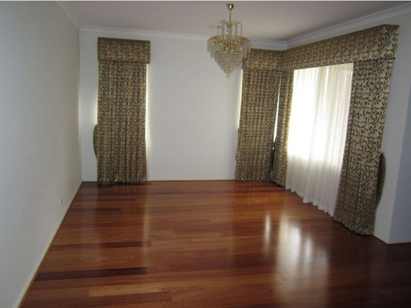 35 Inkerman Street, Berwick VIC 3806