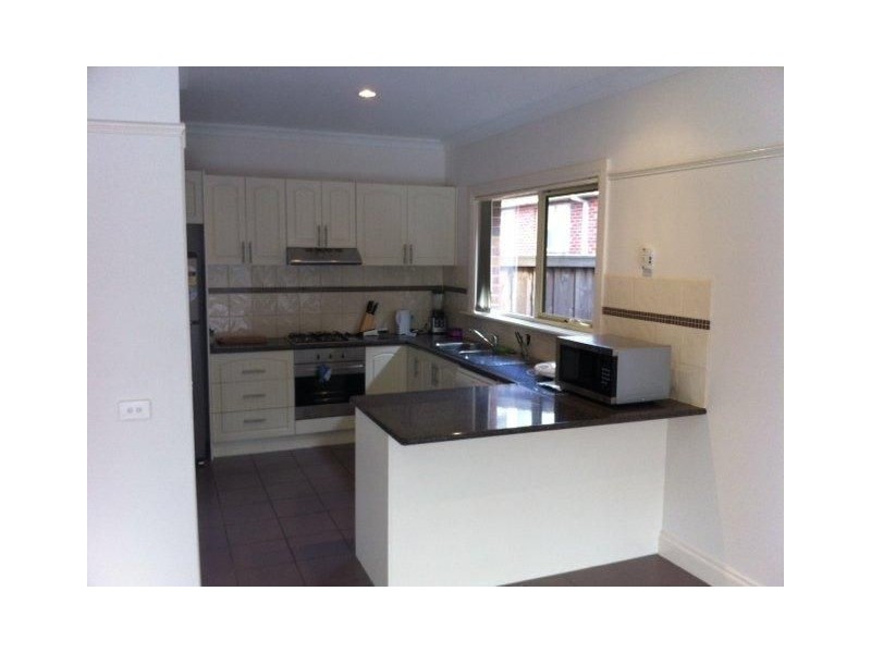 4/2 Inglis Avenue, Frankston VIC 3199
