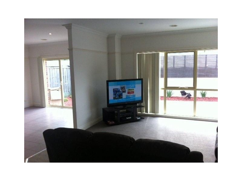 4/2 Inglis Avenue, Frankston VIC 3199