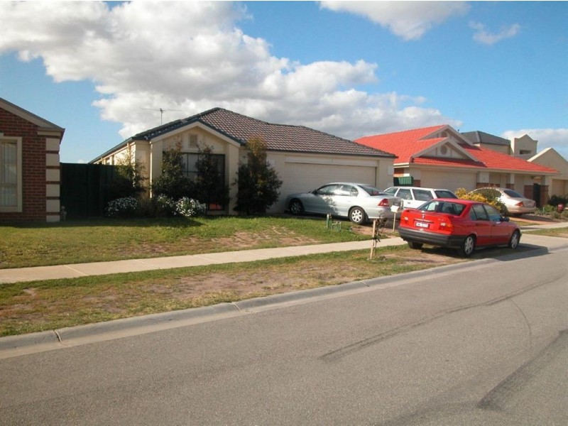 6 Croxley Place, Narre Warren South VIC 3805