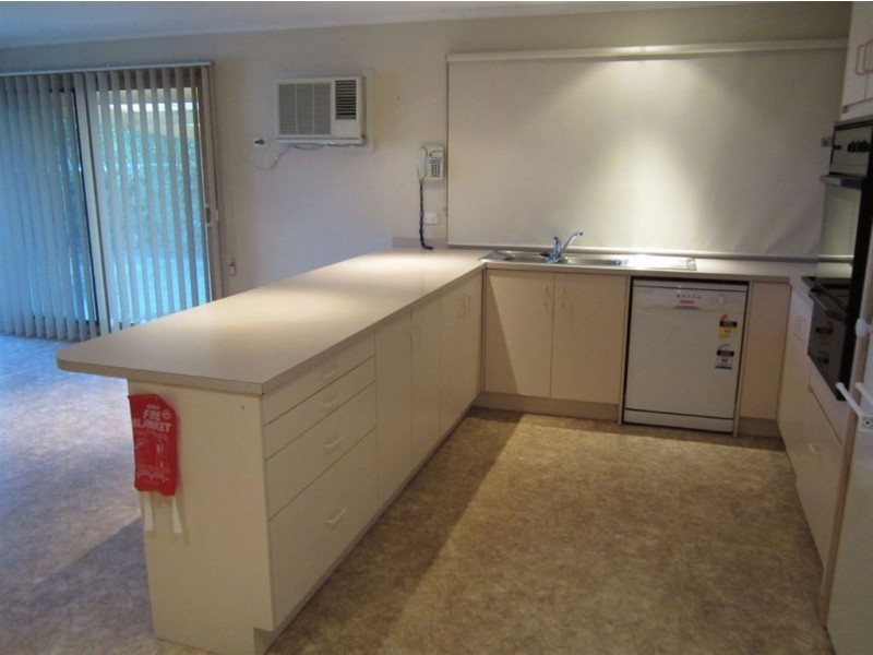 5 Ellenvale Drive, Narre Warren VIC 3805